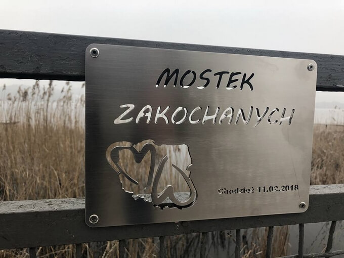 Mostek zakochanych chodzież